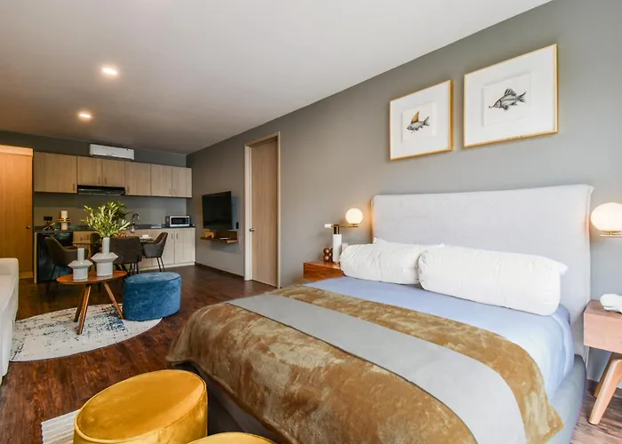 The Sterling Condesa Apartamento *