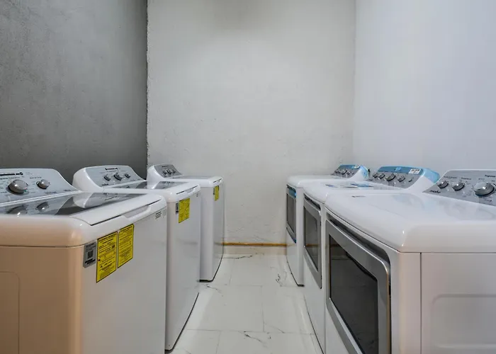 The Sterling Condesa Apartamento *